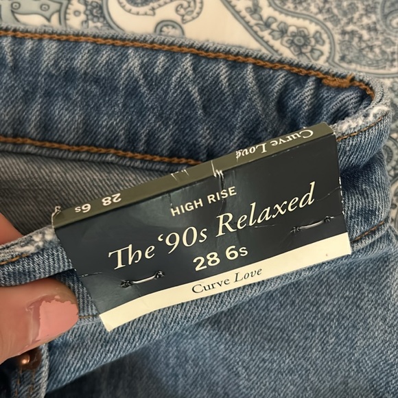 A&F Curve Love High Rise 90s Relaxed Jean - Picture 5 of 5